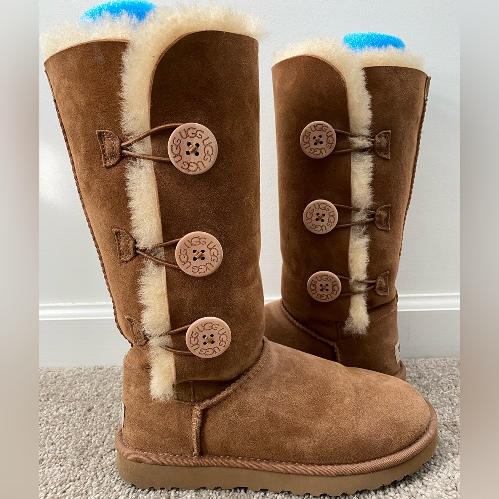Ugg Bailey Button Triplet | Chestnut | Size 7